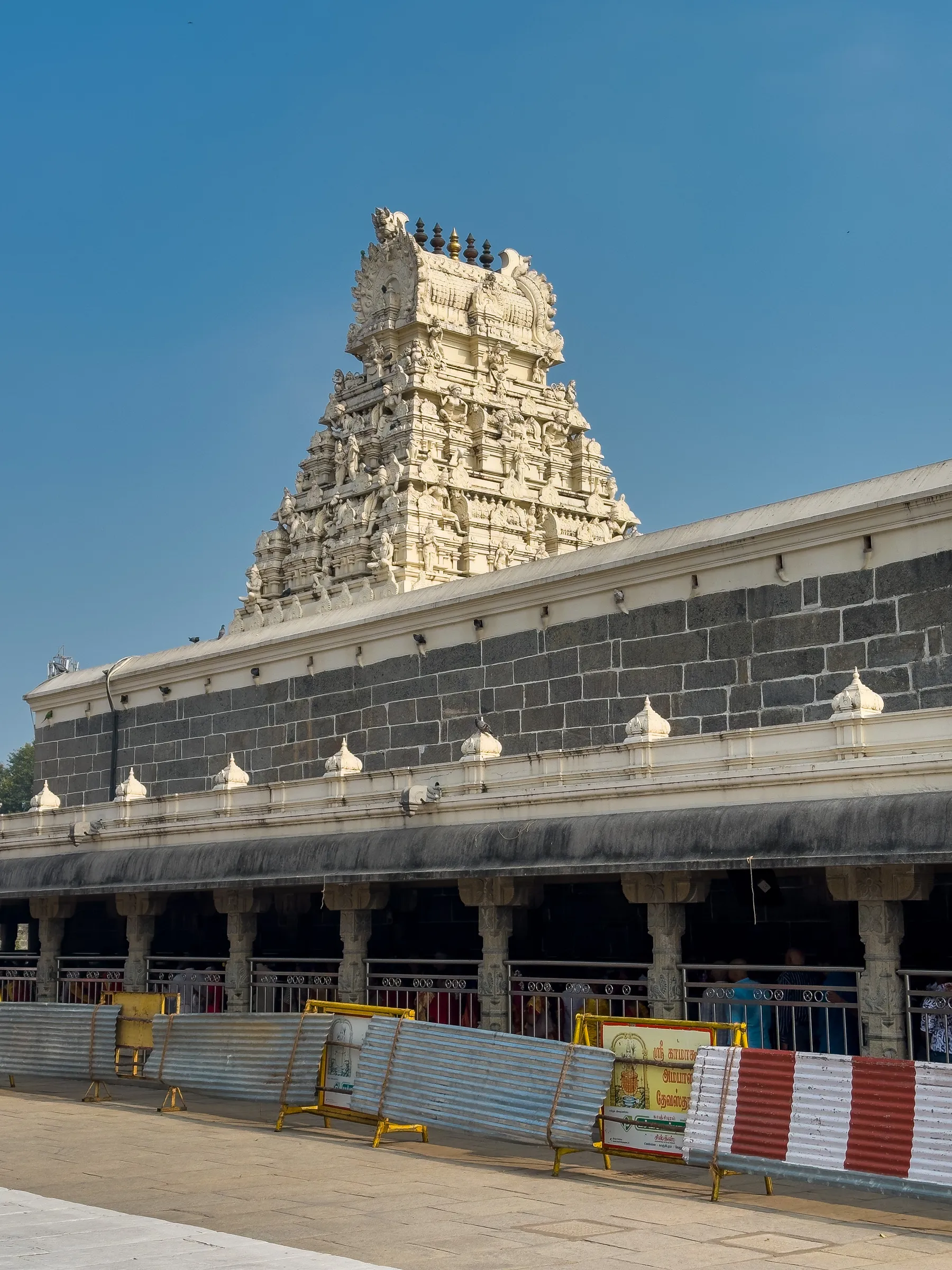 Kamakshi Amman Temple, photograph